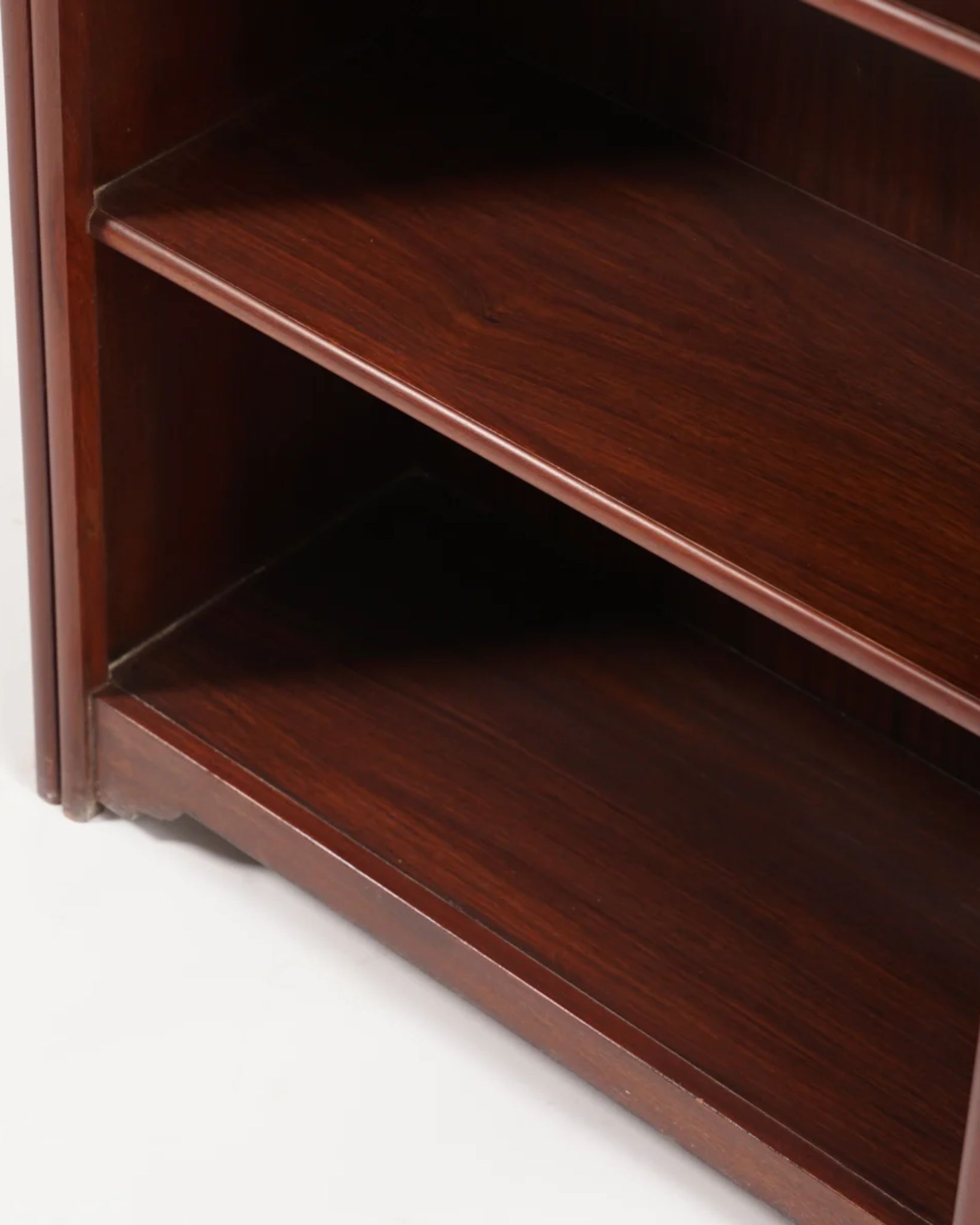 fa-bookshelf-3