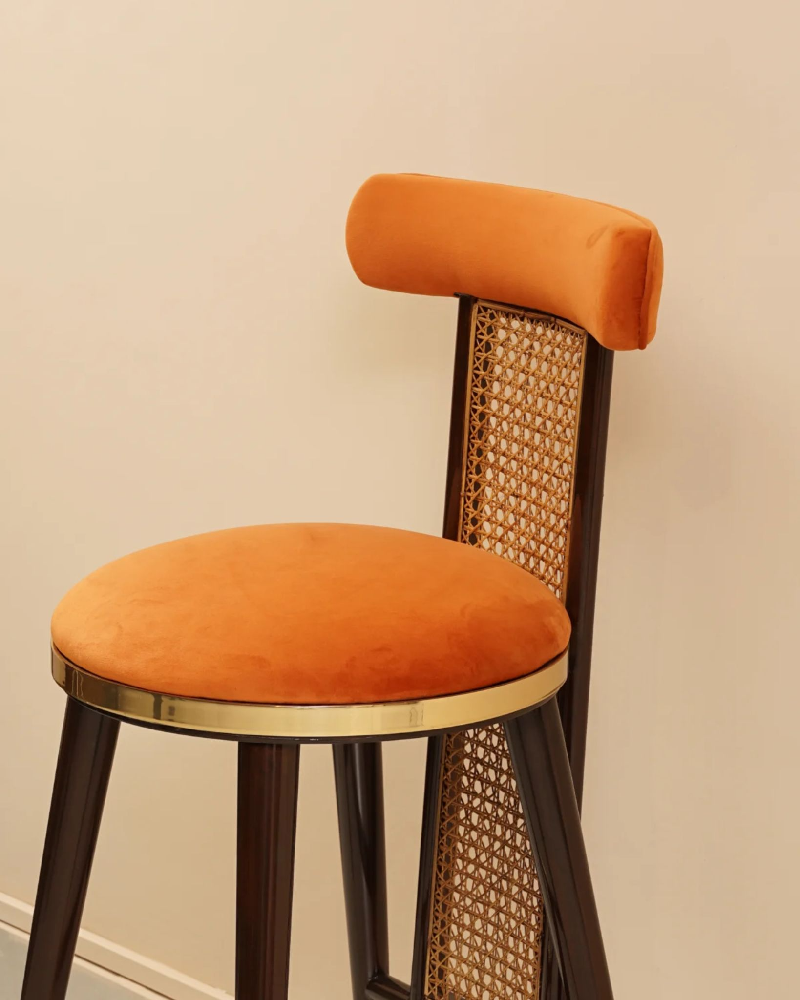 hn-bar-stool-5