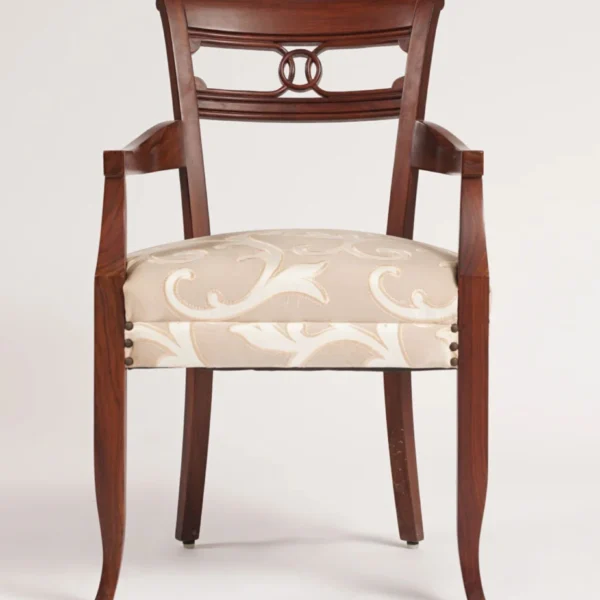 RC Chairs with End Table